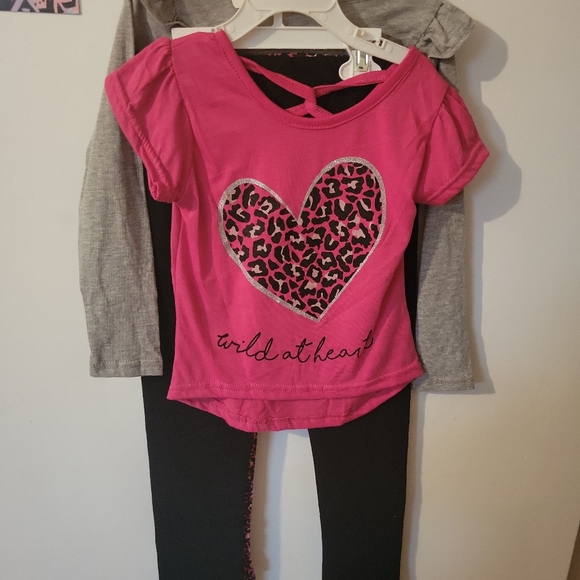 Girl's 4 Piece outfit sets by Pink Velvet sz 5/6 New - Picture 4 of 7
